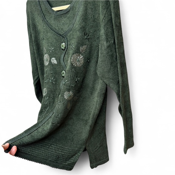 VTG Lianxin Advanced Sweaters Dark Forest Green, Floral - Picture 5 of 6